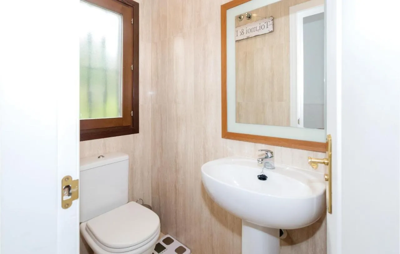 Lovely Home In Manilva With Outdoor Swimming Pool İspanya